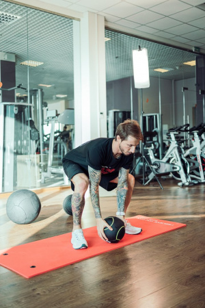 Мяч тренировочный Original Fittools FT-UBMB-1 чёрный (1 кг) от магазина Perfect Trainers