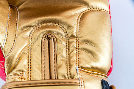 Перчатки для бокса UFC PRO Thai Naga 12 Oz - красные от магазина Perfect Trainers